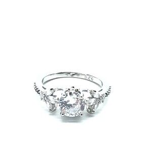 New white crystal fashion engagement ring size 7